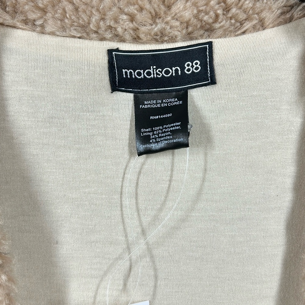 Madison 88‎ Faux Fur Fluffy Vest with ribbon tie Pockets Fuzzy Cozy - Picture 10 of 11